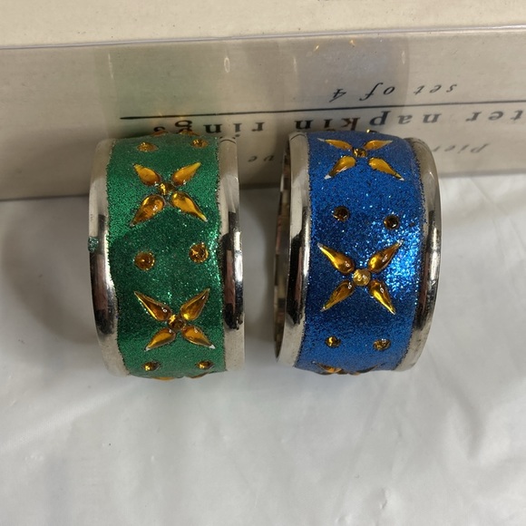 Pier 1 Exclusive Glitter Napkin Rings Lot of 6 Nickel Plated Sparkly Jeweled - Picture 8 of 11